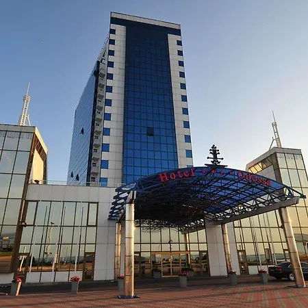 Готель Odessa Hotel 4*