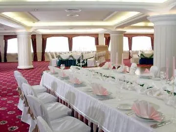 Odessa Hotel Готель 4*