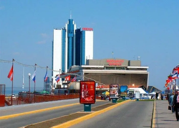 Готель Odessa Hotel Одеса